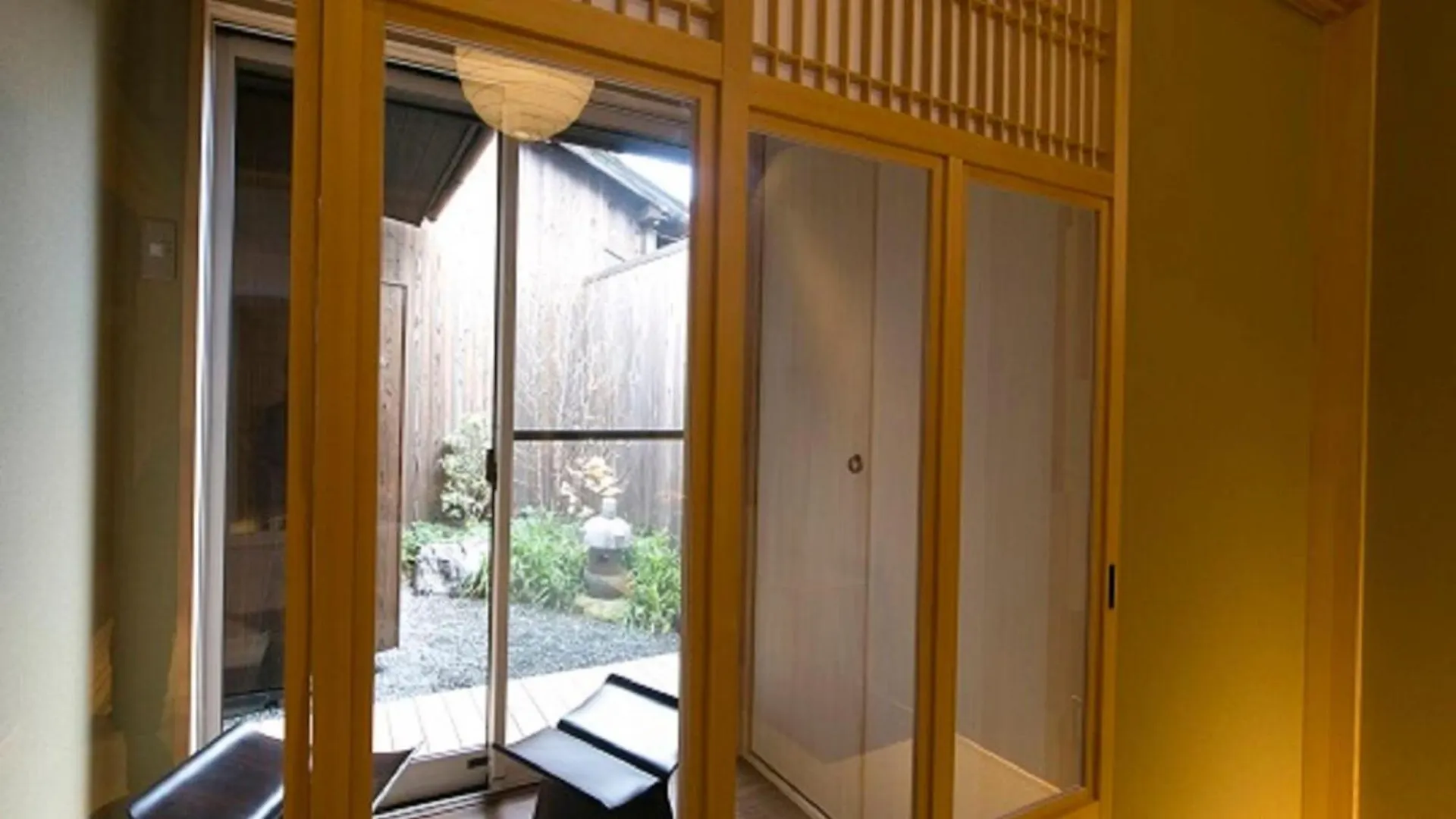 さと居 鉄仙 Satoi Tessen Omiya-Gojo Villa Kyoto