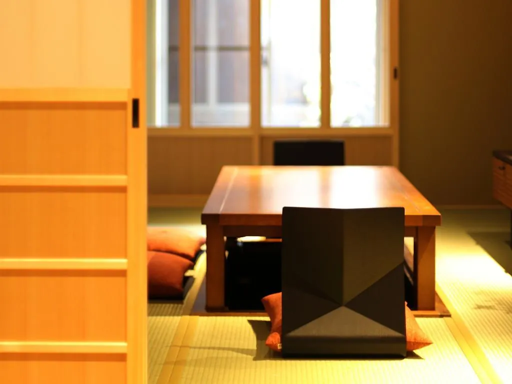 さと居 鉄仙 Satoi Tessen Omiya-Gojo Villa Kyoto Japan