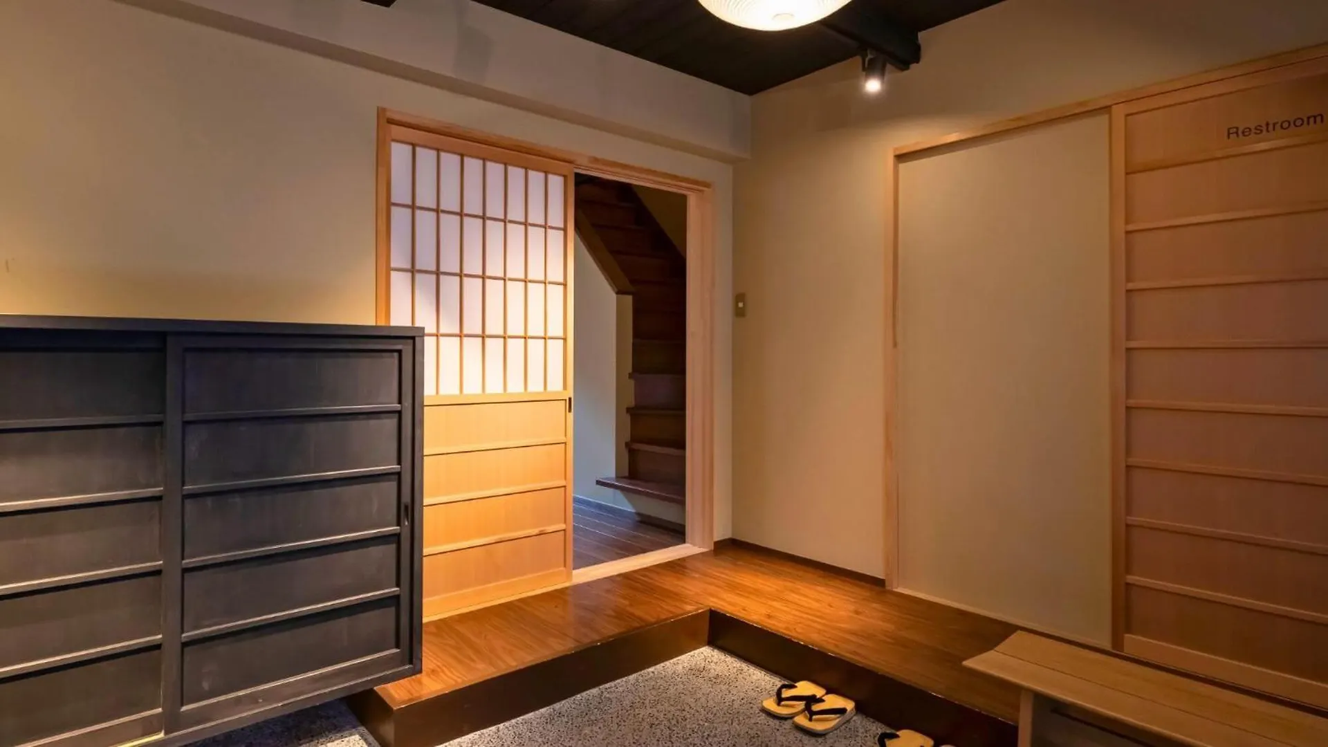 Holiday home さと居 鉄仙 Satoi Tessen Omiya-Gojo Villa Kyoto